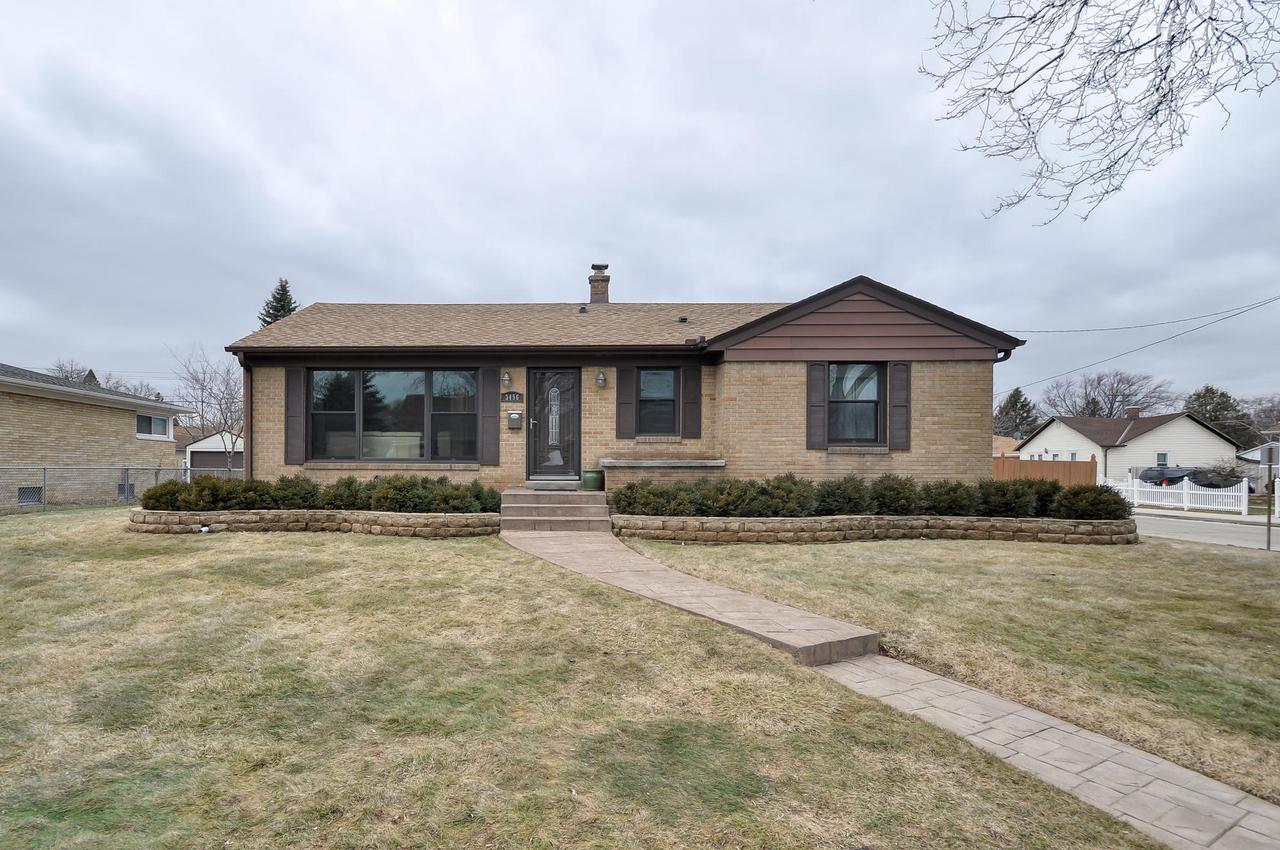 3456 9th Ave., Racine, WI 53402