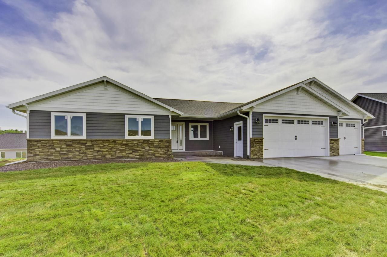 1516 Crockett Dr., Holmen, WI 54636