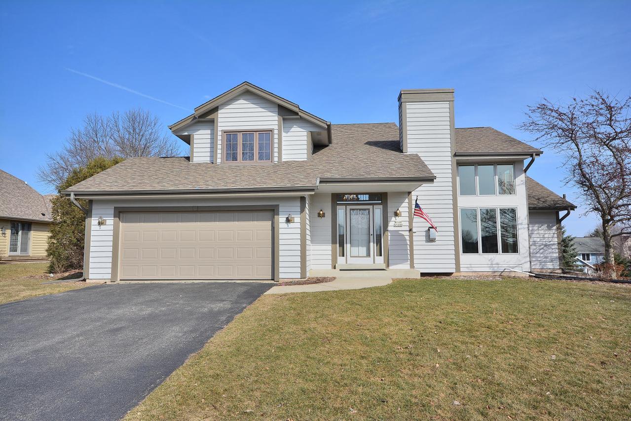W168N5080 Stonefield Rd, Menomonee Falls, WI 53051