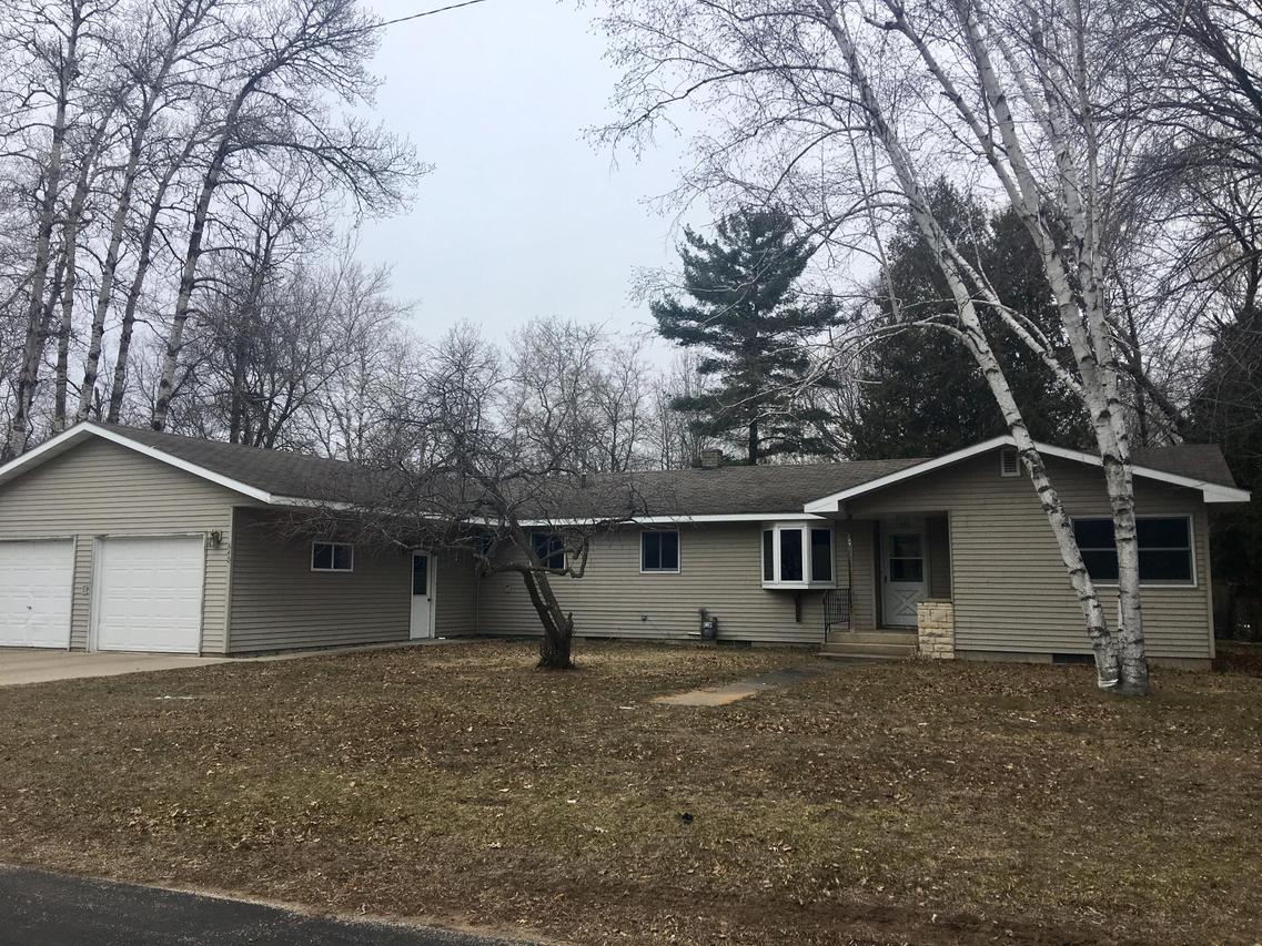 640 Prairie St, Marinette, WI 54143