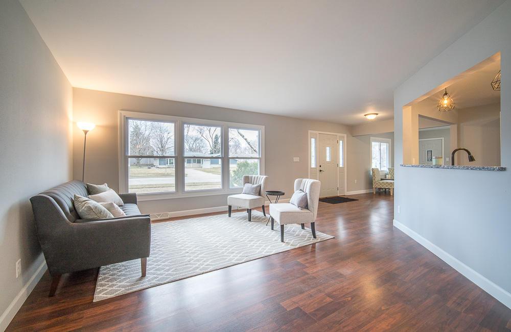 2009 Avalon Dr., Waukesha, WI 53186