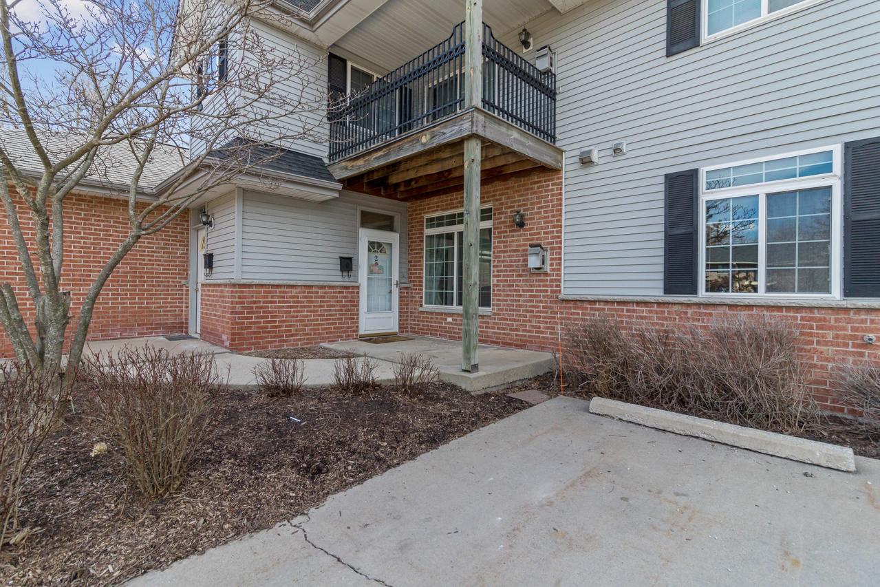 8603 W Oklahoma Ave #2, Milwaukee, WI 53227