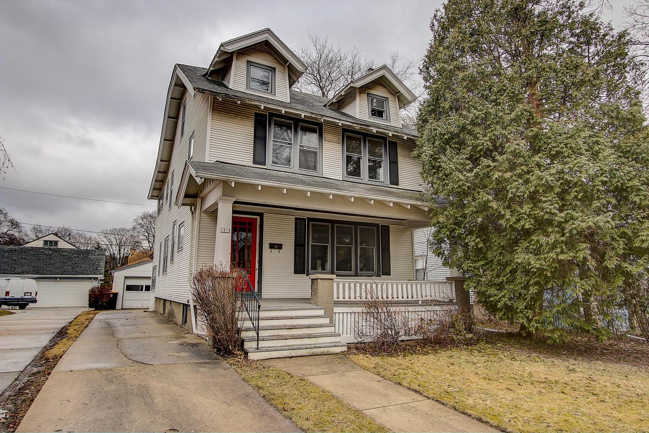 1816 N 73rd St., Wauwatosa, WI 53213