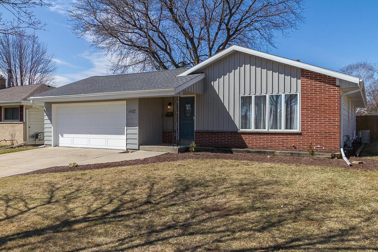 5602 53rd Ave, Kenosha, WI 53144