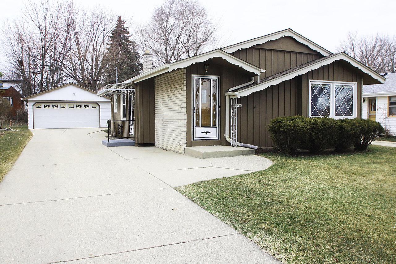 3429 S 87th St., Milwaukee, WI 53227