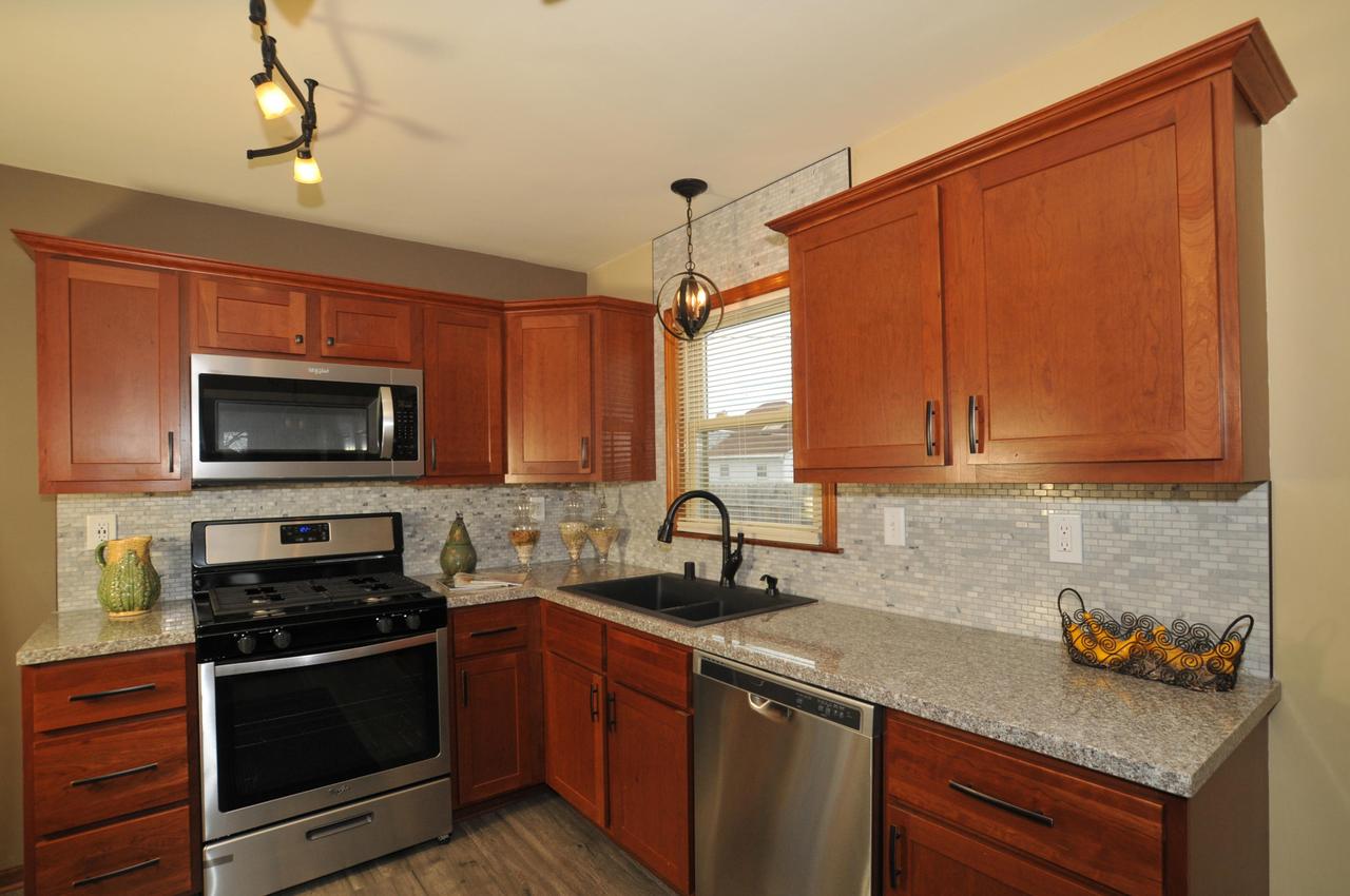 2910 Webster St, Racine, WI 53403