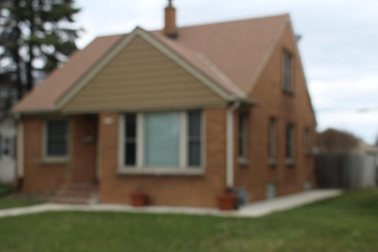 1720 W Howard Ave., Milwaukee, WI 53221