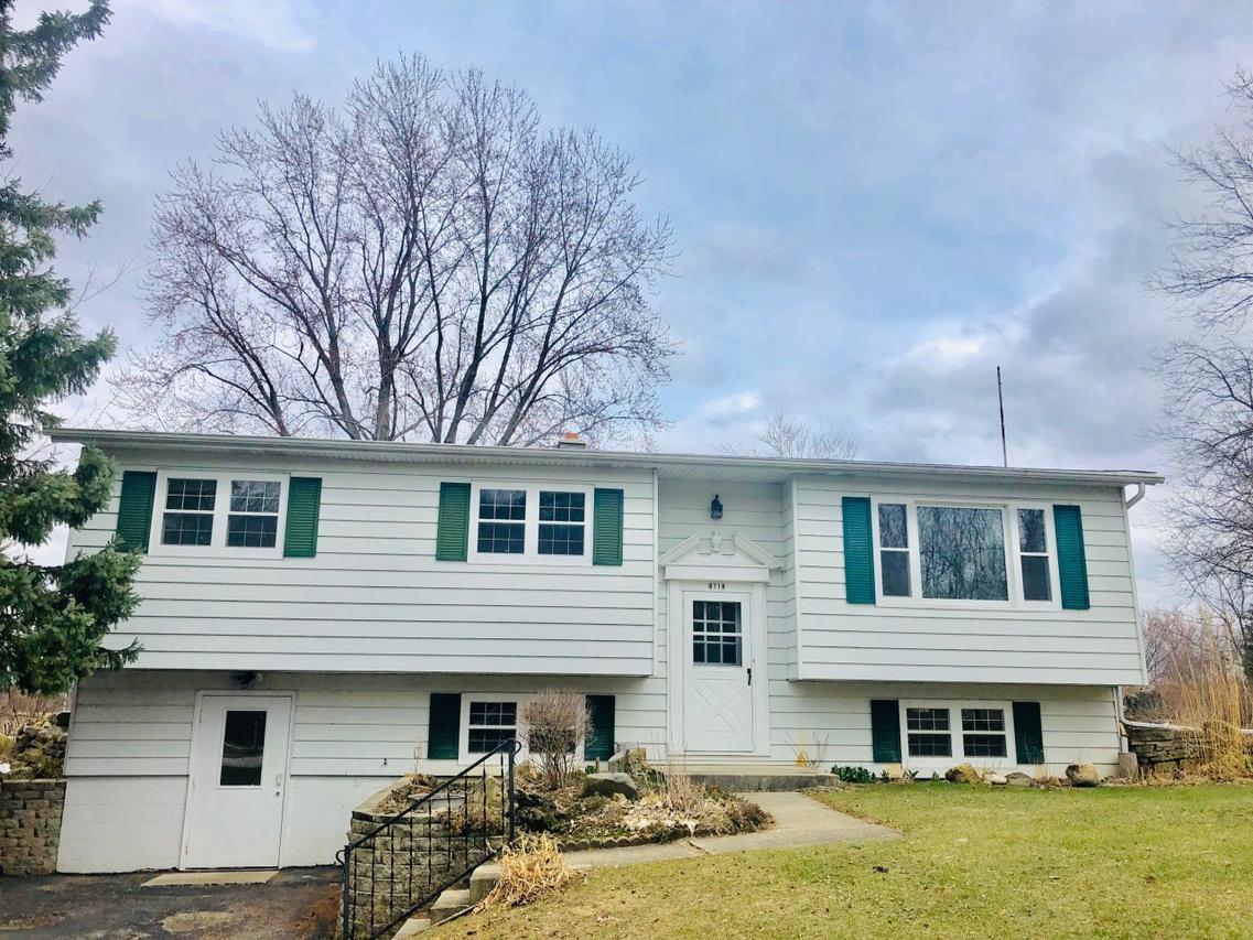 8718 Prospect Dr., Kewaskum, WI 53040