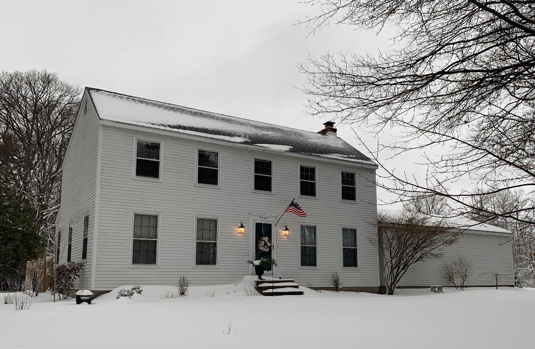 2345 Woodview Ln, Marinette, WI 54143