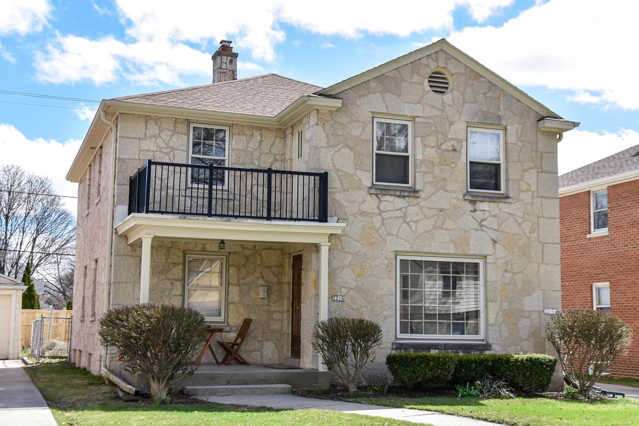 2216 N Lefeber Ave. #A, Wauwatosa, WI 53213
