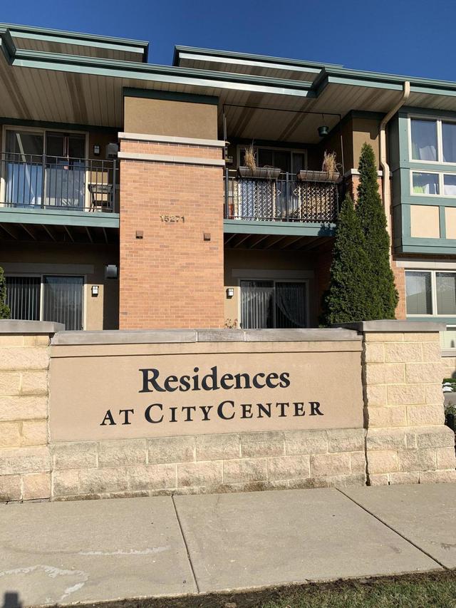 15295 W Library Ln. #306, New Berlin, WI 53151