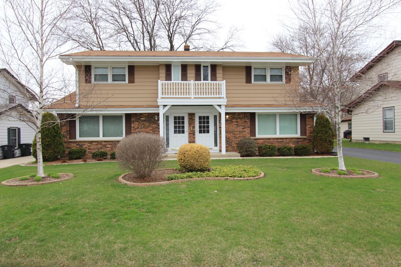 4813 S 69th St #4815, Greenfield, WI 53220