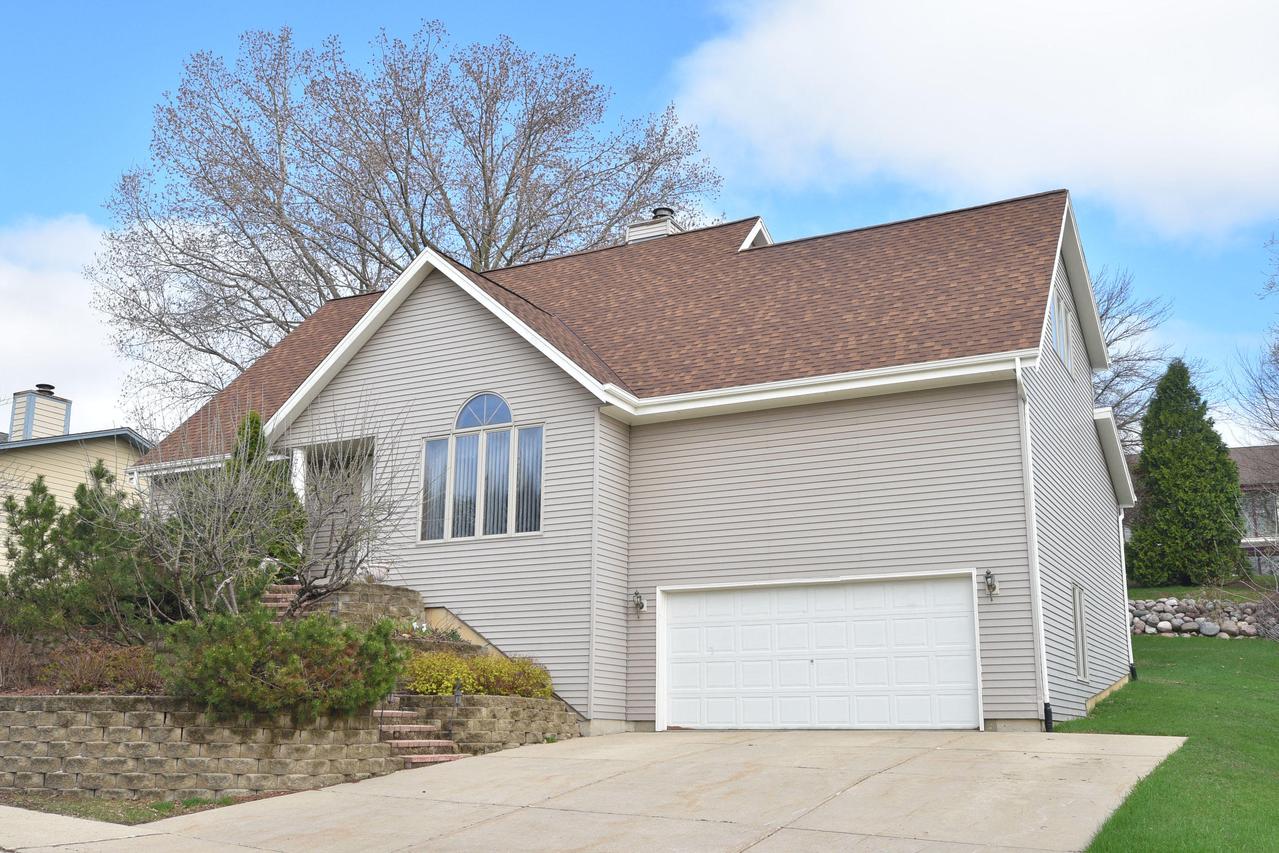 210 Cambridge Ave., Waukesha, WI 53188