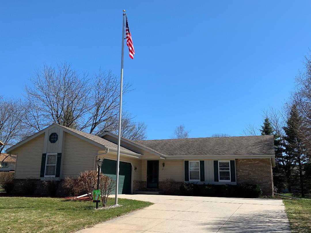 N108W17117 Hawthorne Dr, Germantown, WI 53022