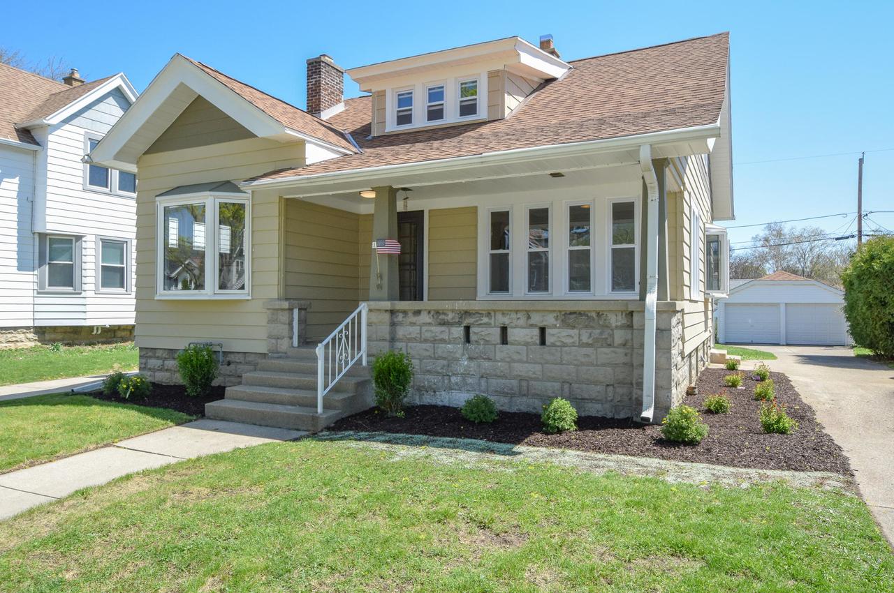 1366 N 64th St. #St, Wauwatosa, WI 53213