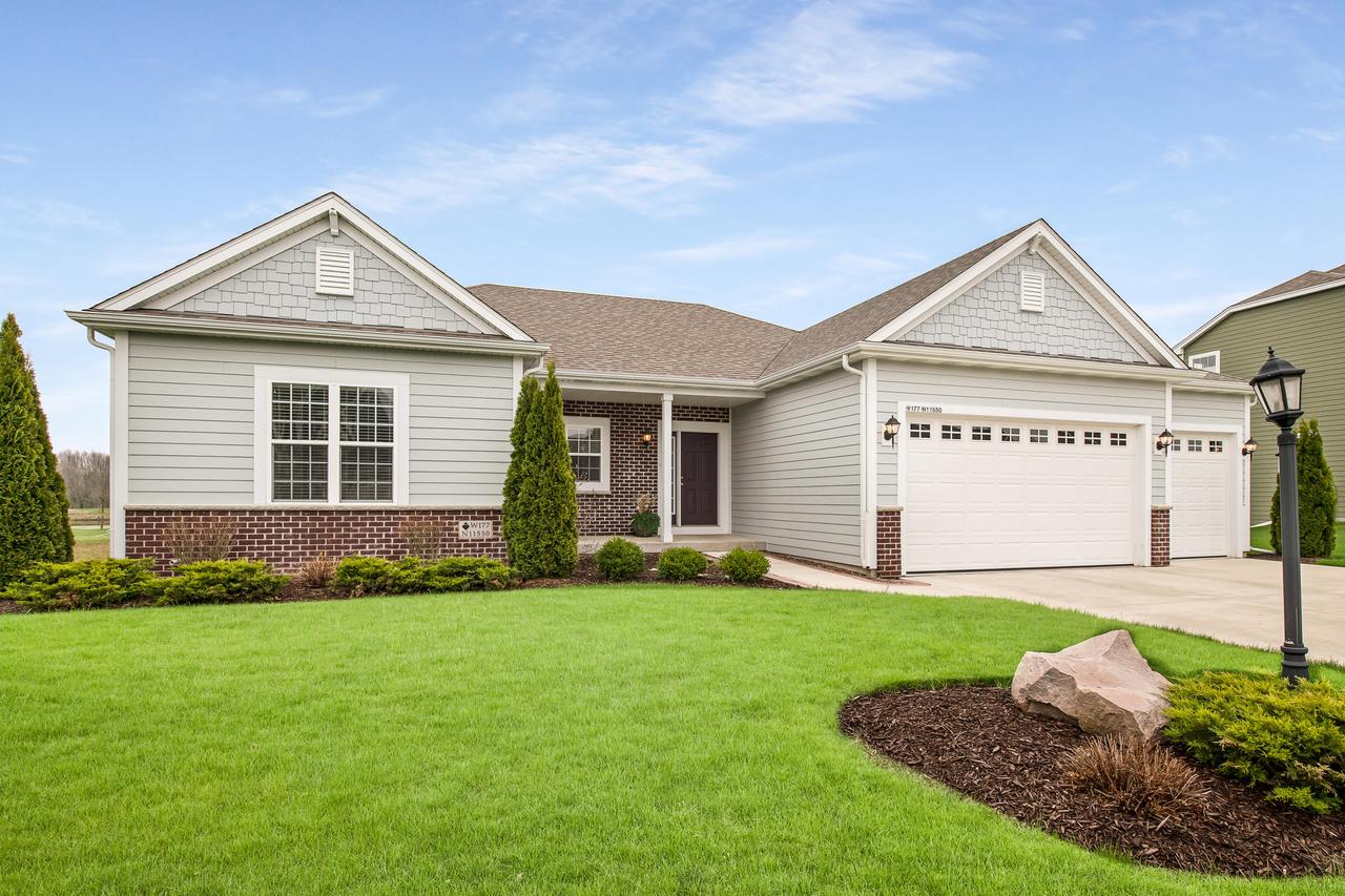 W177N11550 Blackstone Cir, Germantown, WI 53022