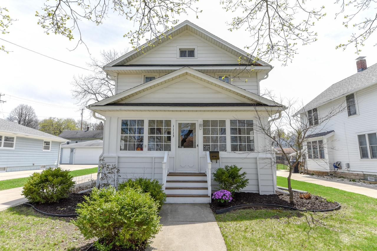 1113 Ellis St, Waukesha, WI 53186