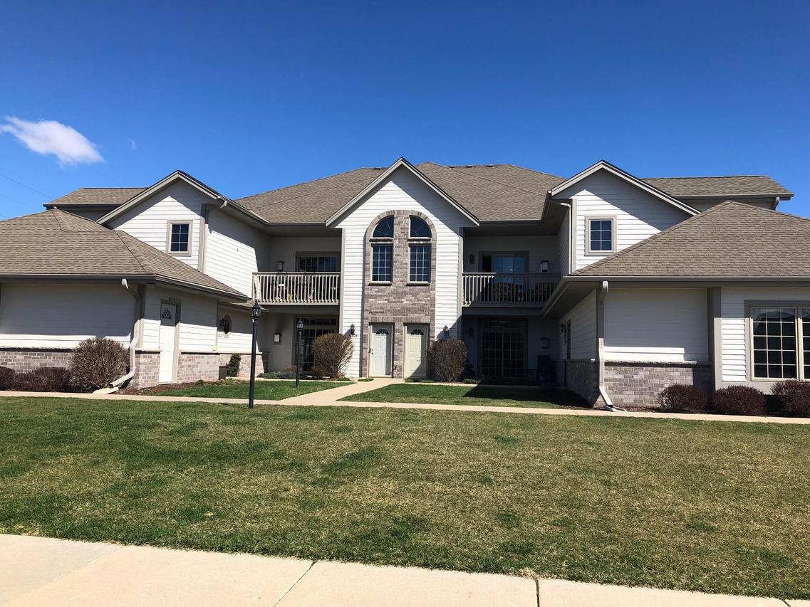 N161W19114 Oakland Dr, Jackson, WI 53037