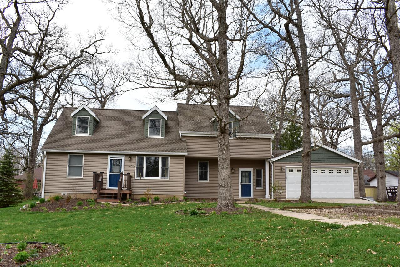 34116 Lagoon Dr, Burlington, WI 53105