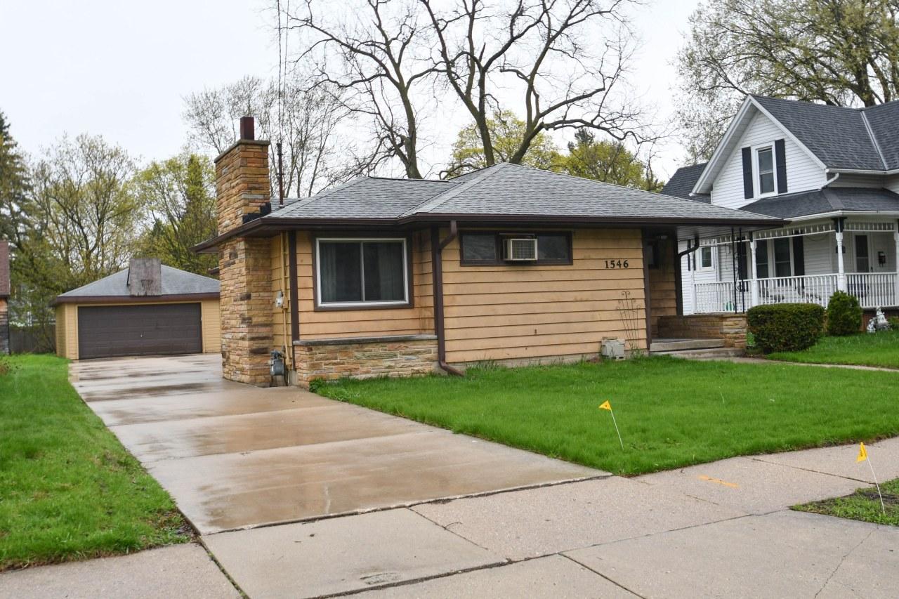 1546 Jefferson Ave., Waukesha, WI 53186
