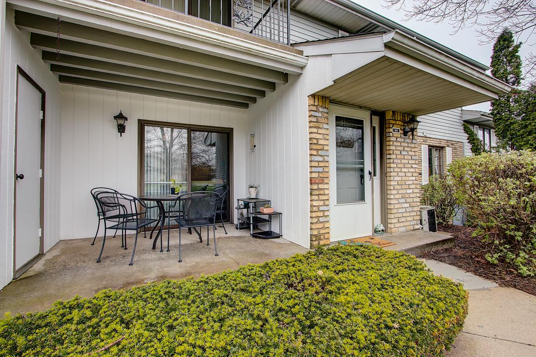 1450 W Ridge Ct #102L, Mount Pleasant, WI 53406