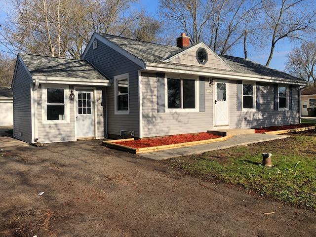 1507 S Ranch Rd, New Berlin, WI 53151