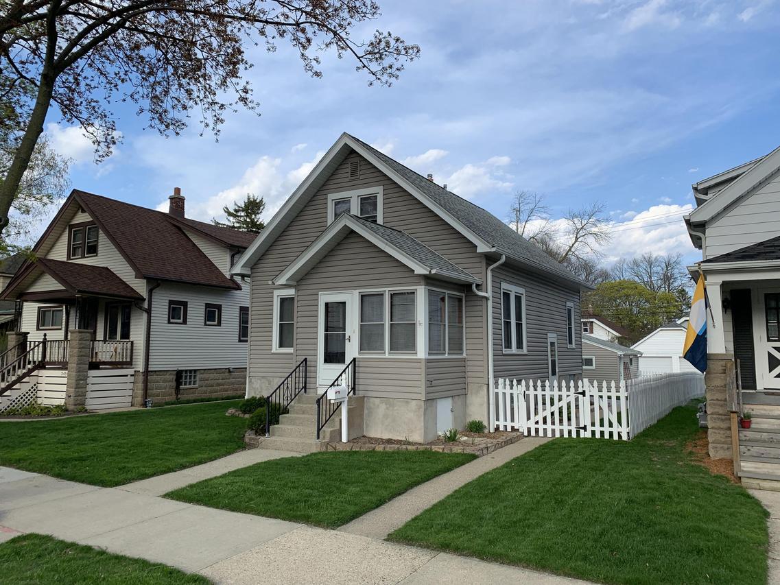 3460 S Indiana Ave, Milwaukee, WI 53207