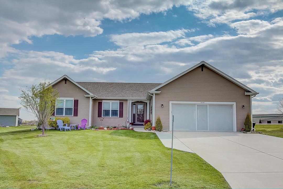 W1187 Meadowsweet Pass, Ixonia, WI 53036