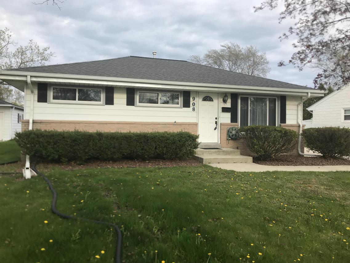 908 2nd Ave., Grafton, WI 53024