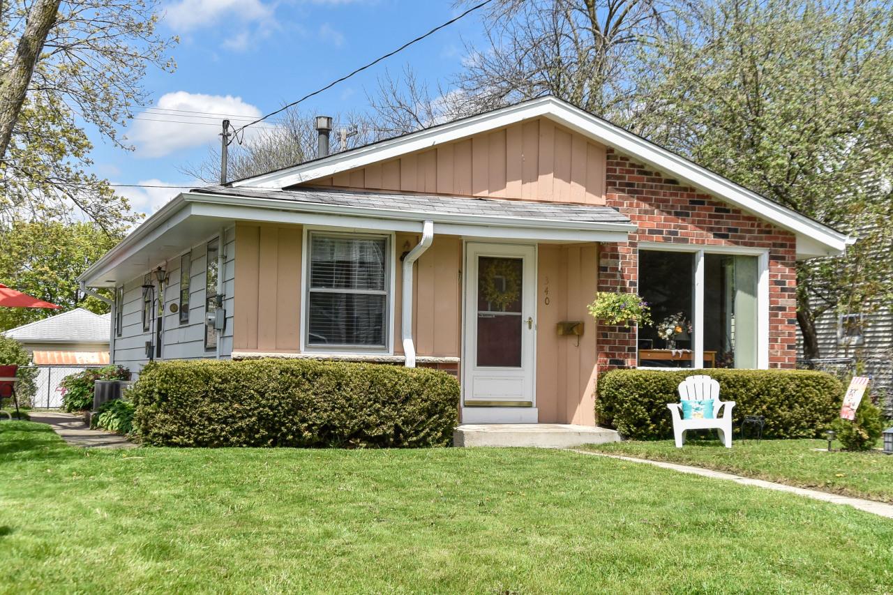 340 Estberg Ave, Waukesha, WI 53186