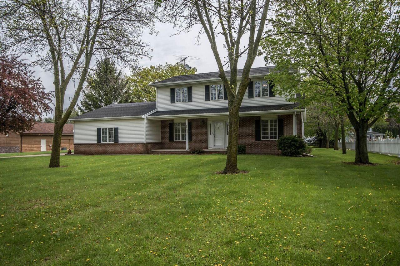 4780 County Road R, Black Wolf, WI 54902