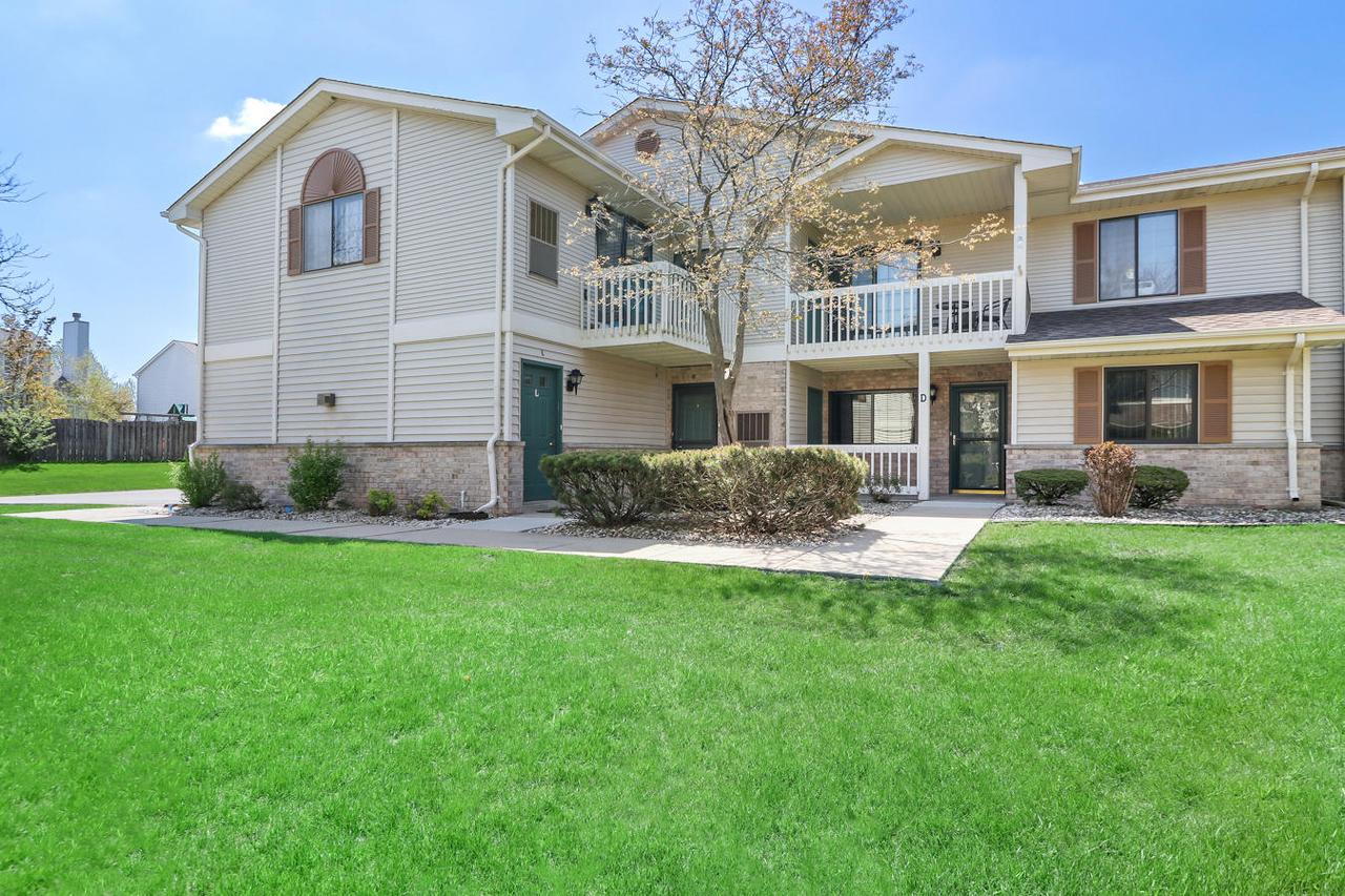 7211 98th Ave #L, Kenosha, WI 53142