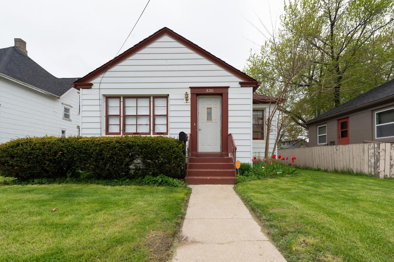 330 Luedtke Ave, Racine, WI 53405