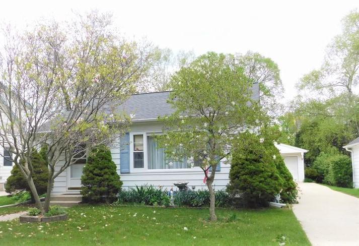 1114 8th Ave, Grafton, WI 53024