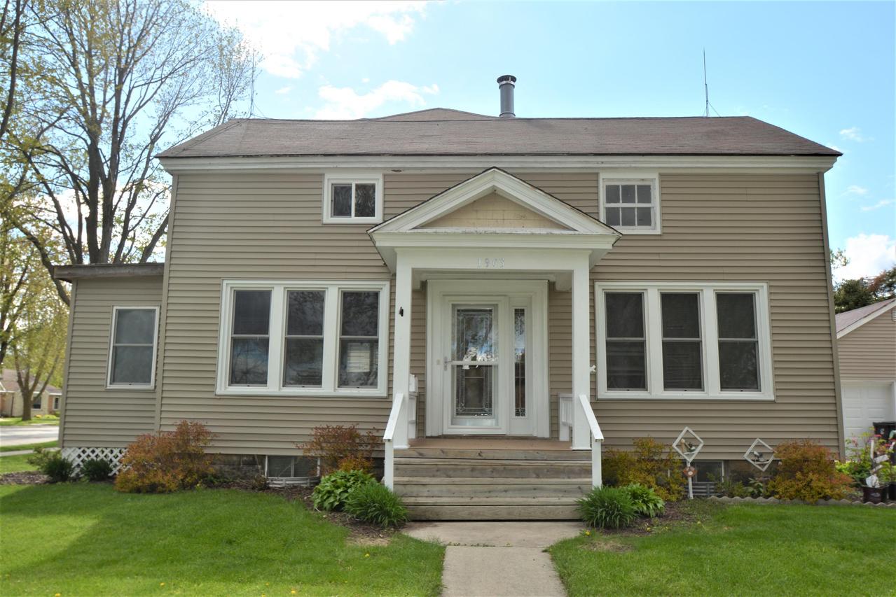 1903 Washington St., New Holstein, WI 53061