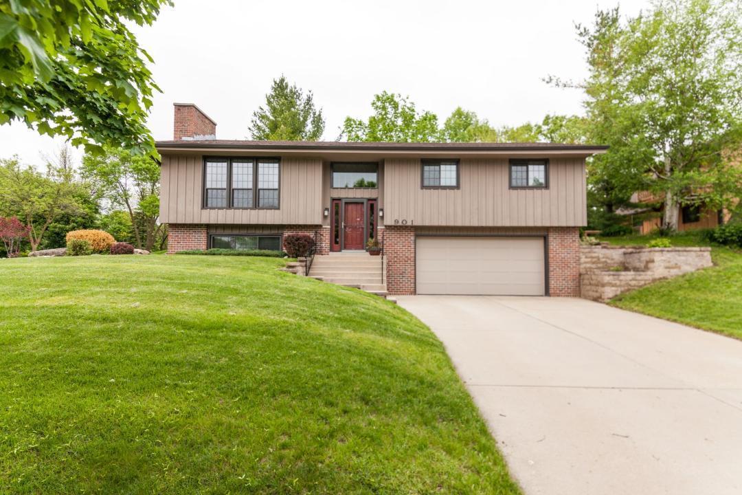 901 Howard St, Waukesha, WI 53188