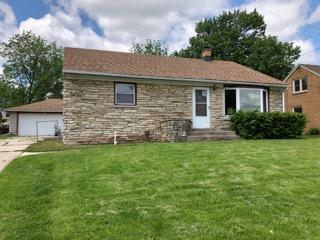 W160N9005 Madison Ave, Menomonee Falls, WI 53051