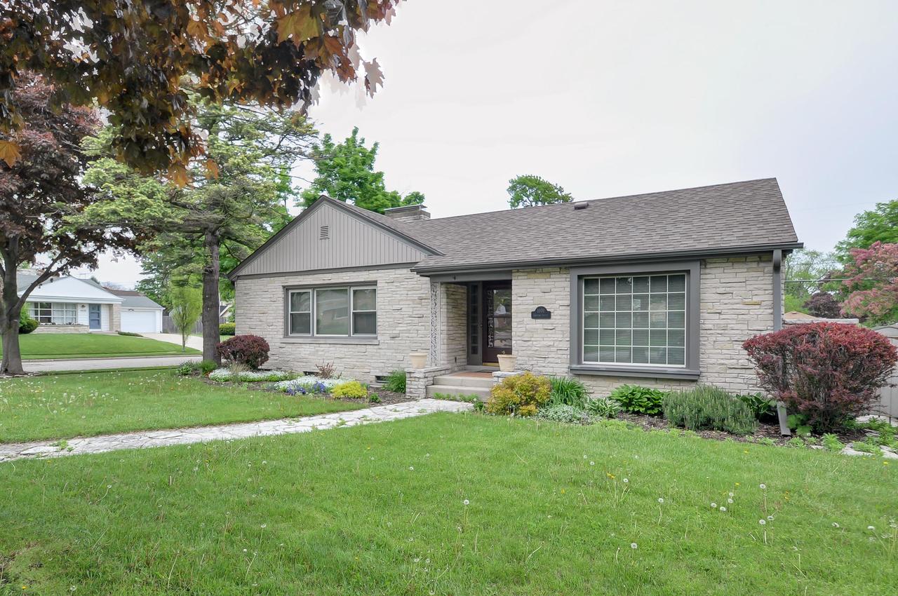 1101 Orchard St., Racine, WI 53405