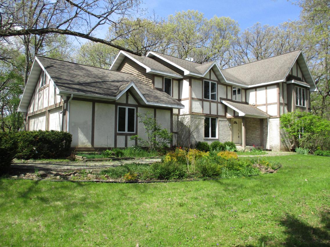 W8684 Glacial Dr., Whitewater, WI 53190