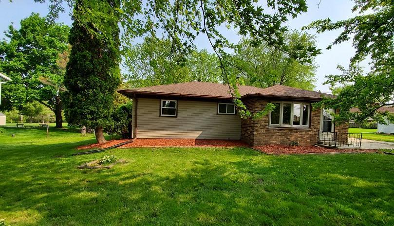 4004 E Obrien Rd, Oak Creek, WI 53154