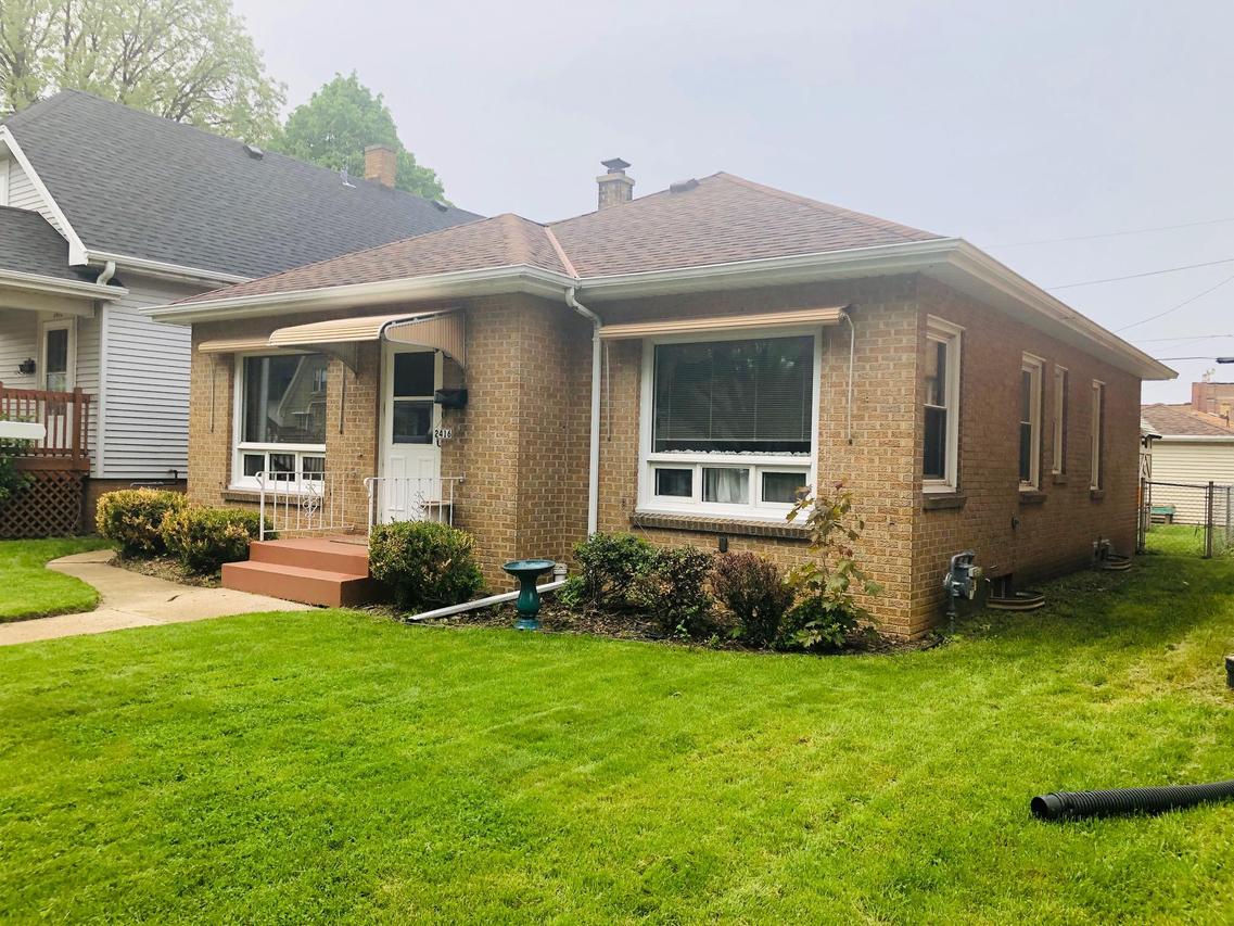 2416 Green St, Racine, WI 53402