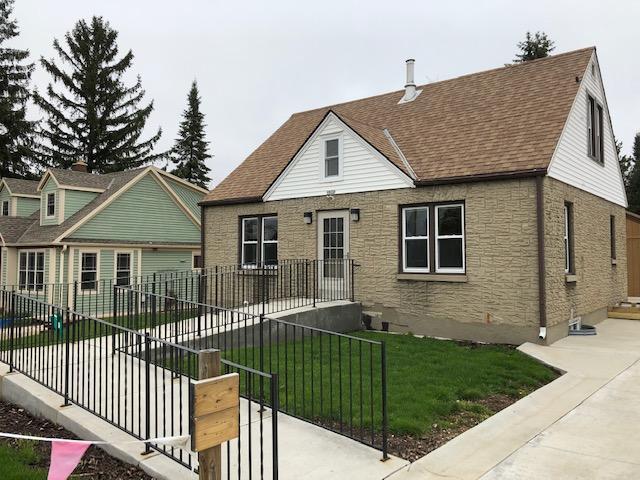 1032 Fond Du Lac, Kewaskum, WI 53040