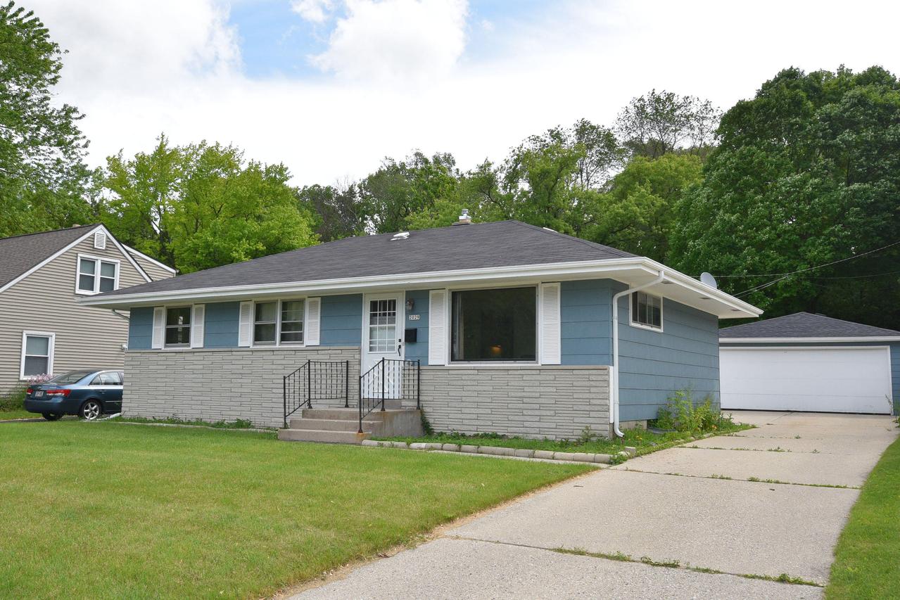 2029 Briar Dr, West Bend, WI 53090