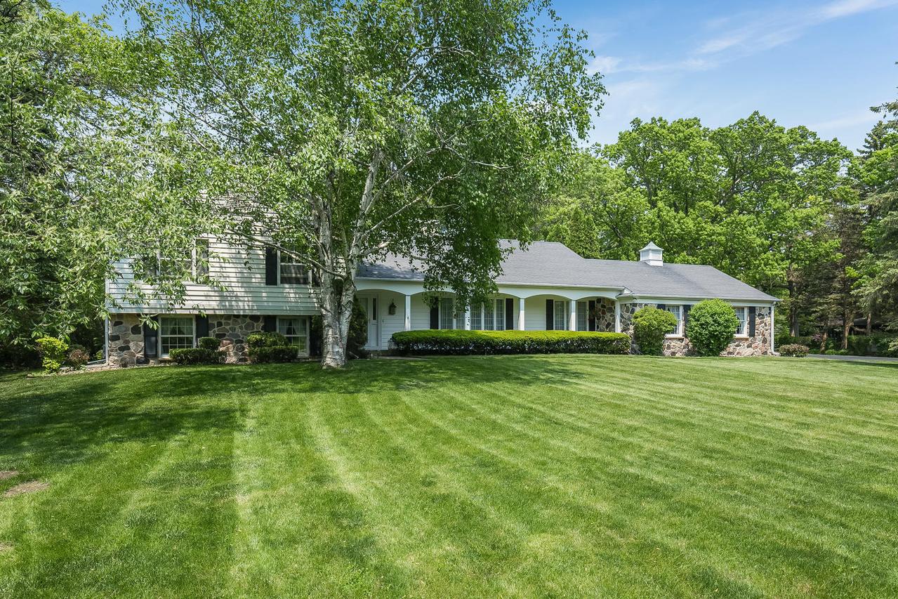 4504 116th St, Pleasant Prairie, WI 53158