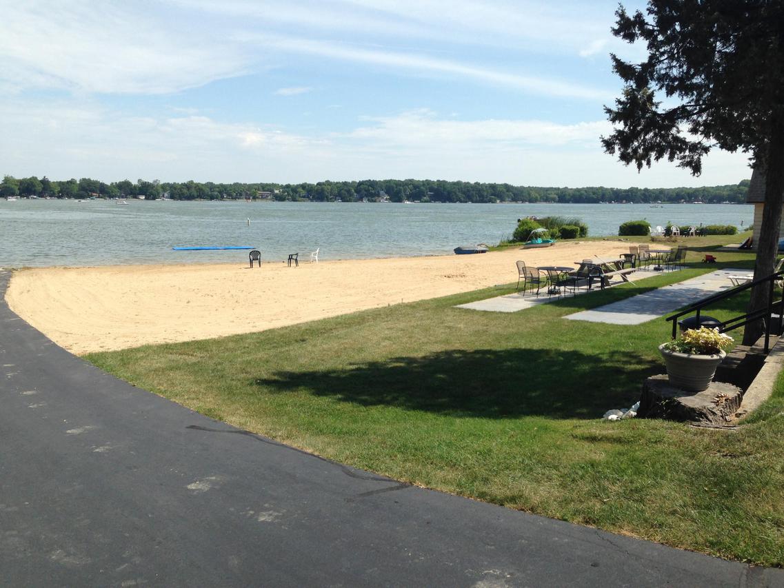 3405 S Browns Lake Dr. #34, Racine, WI 53105