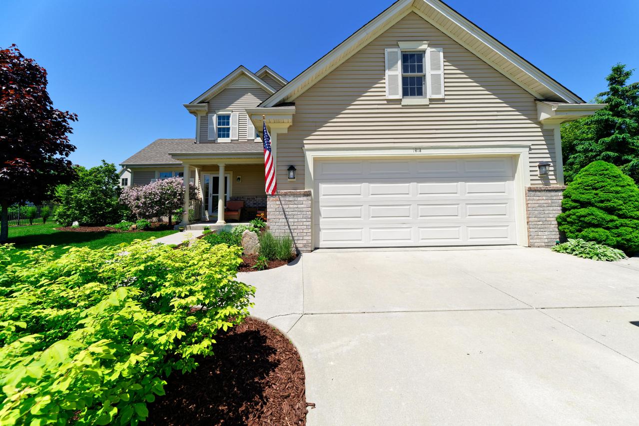 1618 N Sunnyslope Dr., Mount Pleasant, WI 53406