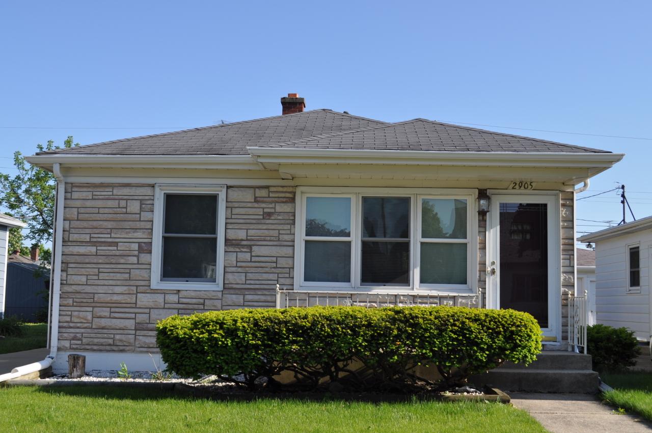 2905 Gillen St., Racine, WI 53403