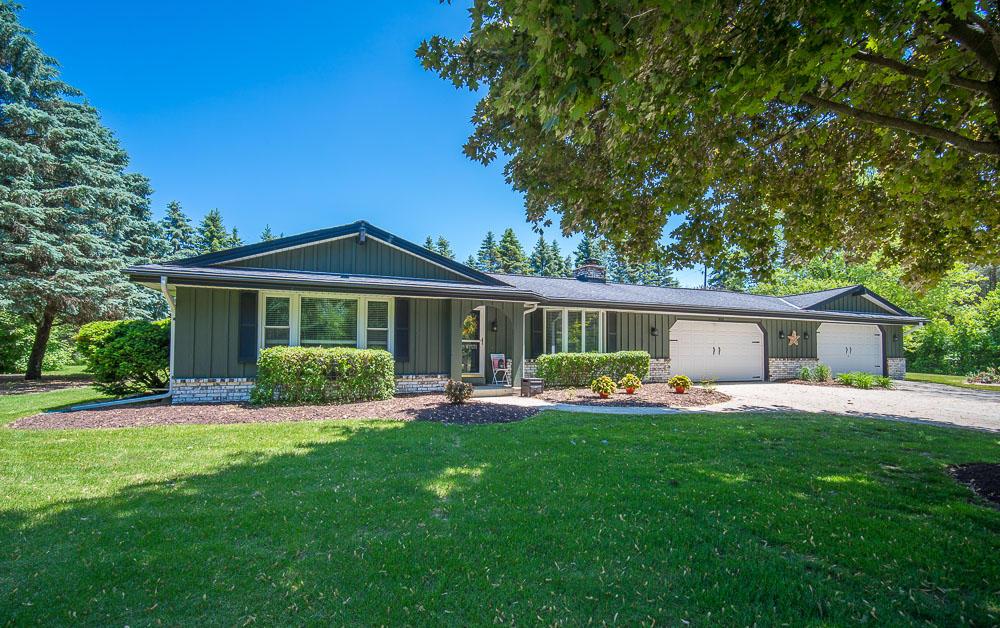 N129W17271 Arthur Ct, Germantown, WI 53022