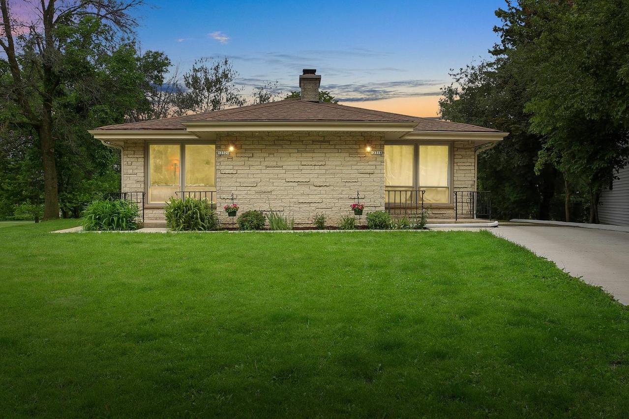 12318 W Cathedral Ave. #12320, Wauwatosa, WI 53226