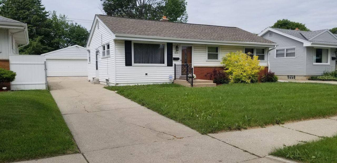 4219 N 78th St, Milwaukee, WI 53222